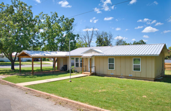 216 Coolidge Ave., Mason, TX 76856